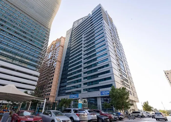 Supurb 2 Bed Room Apt Sea Front