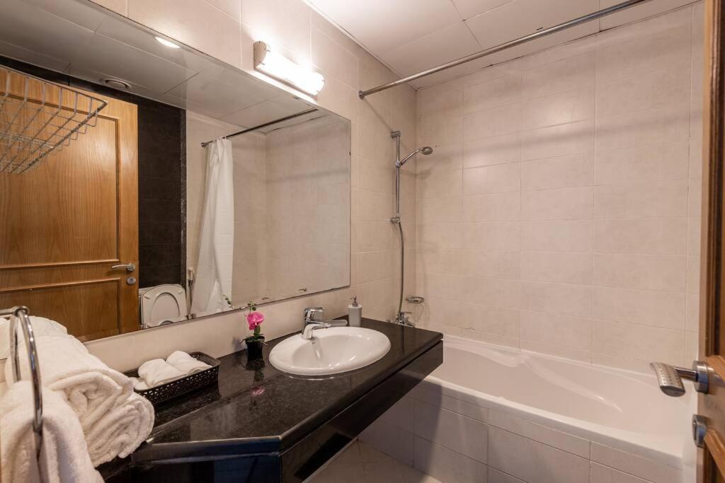 Apartment Supurb 2 Bed Sea Front