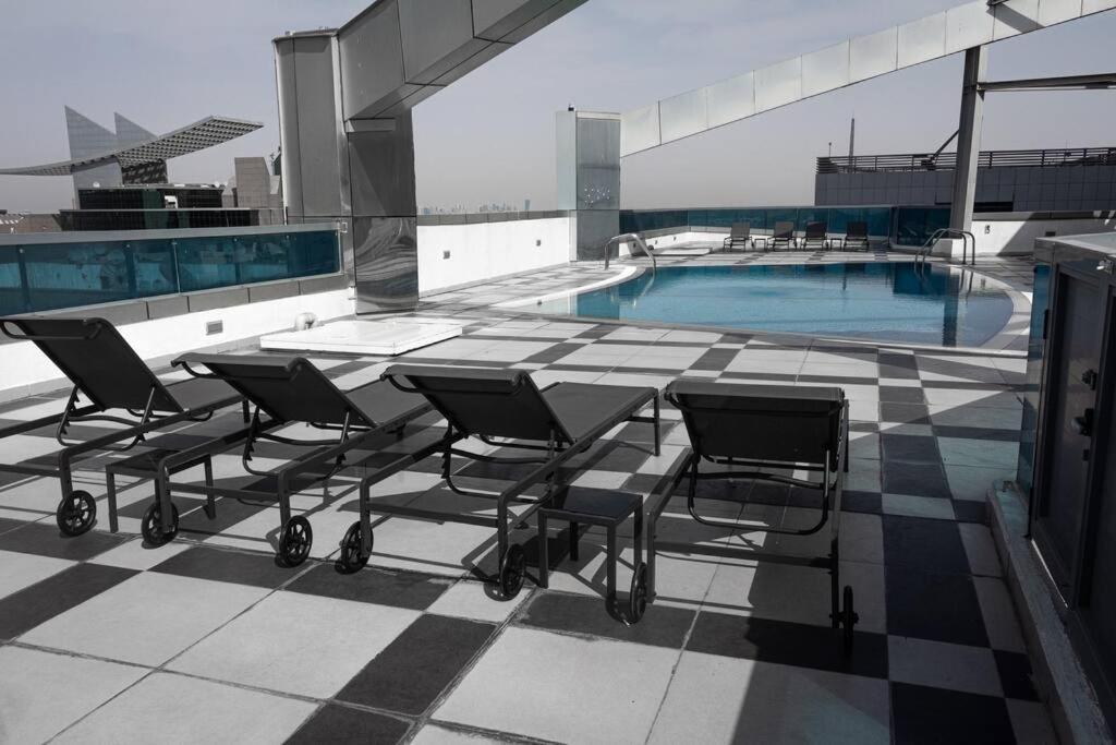 Apartment Supurb 2 Bed Sea Front Abu Dhabi